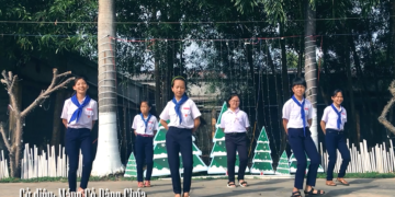 MÁNG CỎ DÂNG CHÚA