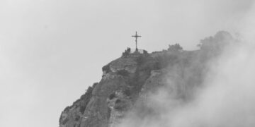 ĐỐI DIỆN VỚI NHỮNG THỬ THÁCH VỀ ĐỨC TIN