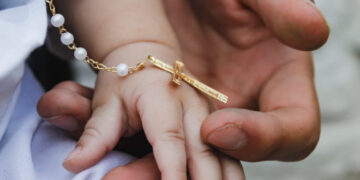 THIÊN CHÚA BA NGÔI VÀ SỰ THÁNH THIỆN CỦA ĐỜI SỐNG GIA ĐÌNH