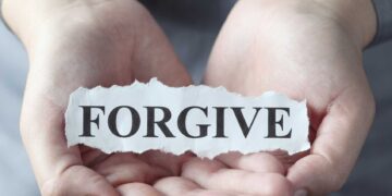 CÁCH GIẢI THOÁT CHÚNG TA KHỎI SỰ OÁN GIẬN