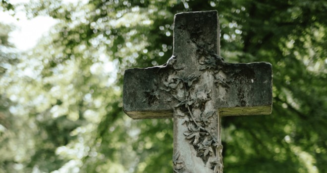 SỰ CHẾT DẠY CHÚNG TA ĐIỀU GÌ VỀ CÁC MỐI TƯƠNG QUAN CỦA MÌNH