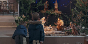 CHUẨN BỊ TÂM HỒN ĐÓN GIÁNG SINH VỚI THÁNH TÊRÊSA LISIEUX