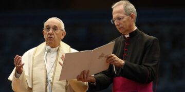 THẮC MẮC VỀ TƯỚC VỊ “ĐỨC ÔNG”