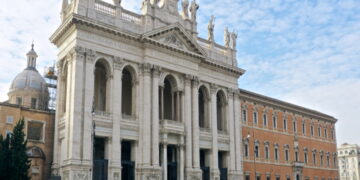 NGUỒN GỐC TÊN GỌI VƯƠNG CUNG THÁNH ĐƯỜNG THÁNH GIO-AN LA-TÊ-RA-NÔ