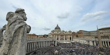 Thống kê năm 2025: Trên toàn thế giới có 1 tỷ 406 triệu người Công giáo