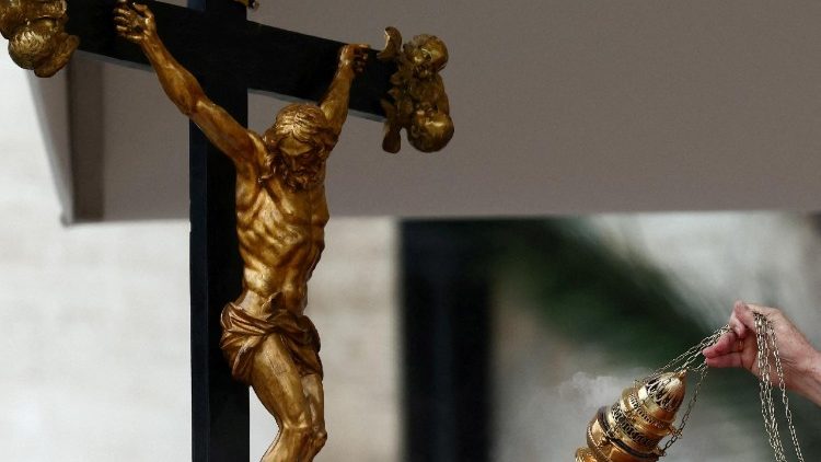 THÁNH LỄ VÀ Ý LỄ, MỘT SẮC LỆNH MỚI NHẰM BẢO ĐẢM SỰ MINH BẠCH VÀ ĐÚNG ĐẮN HƠN