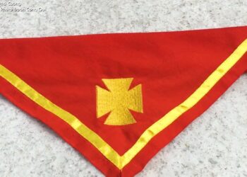 HIỂU ĐOÀN | THẮT KHĂN QUÀNG