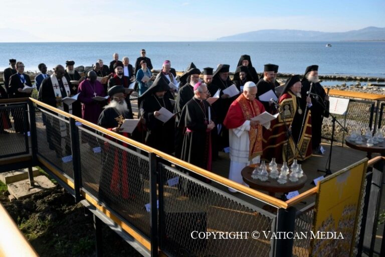 Ý NGHĨA CỦA VIỆC MỘT GIÁM MỤC ĐƯỢC GỌI LÀ “THƯỢNG PHỤ”