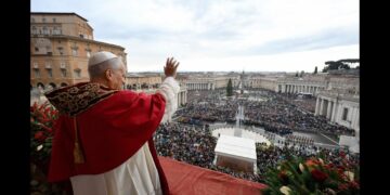 SỨ ĐIỆP GIÁNG SINH 2025 VÀ PHÉP LÀNH URBI ET ORBI